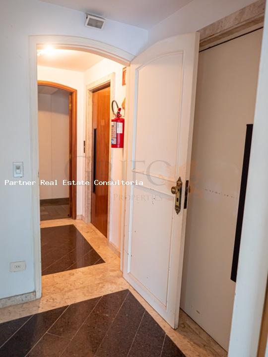 Apartamento à venda com 3 quartos, 187m² - Foto 15