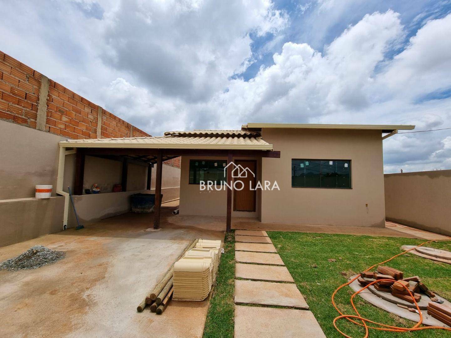 Casa à venda com 3 quartos, 150m² - Foto 2