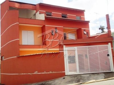 Sobrado à venda com 3 quartos, 228m² - Foto 2