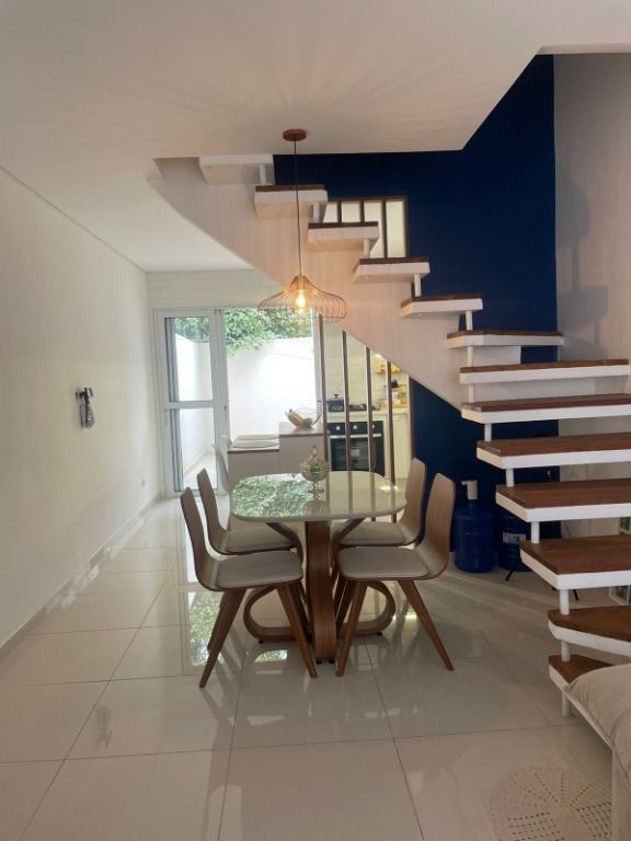 Casa de Condomínio à venda com 2 quartos, 70m² - Foto 4