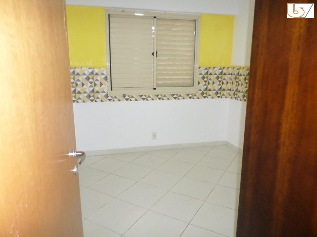 Apartamento para alugar com 2 quartos, 85m² - Foto 23