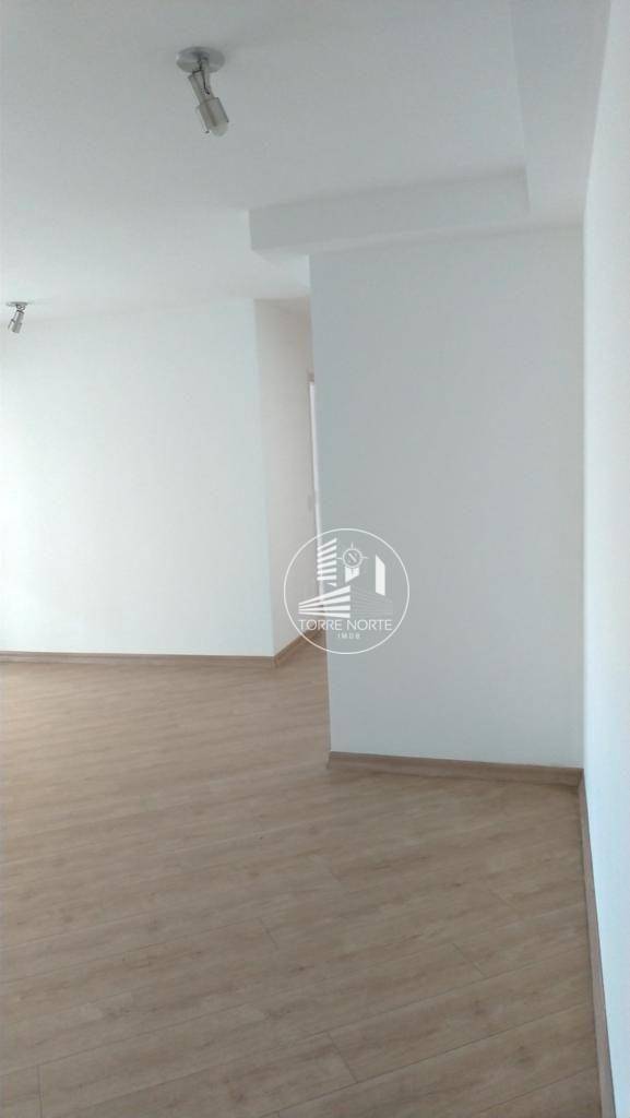 Apartamento à venda com 2 quartos, 80m² - Foto 2