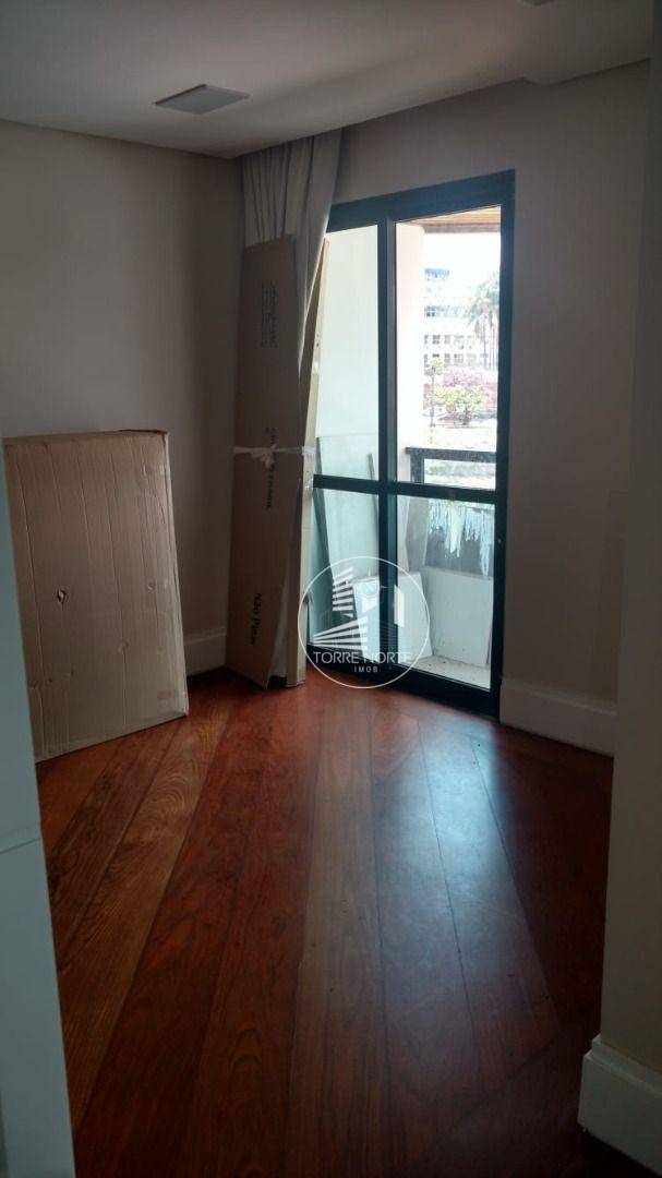 Apartamento à venda com 3 quartos, 138m² - Foto 14