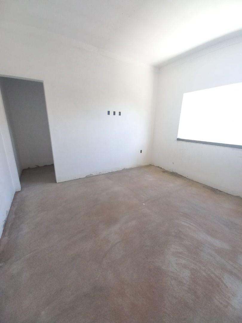 Casa à venda com 3 quartos, 145m² - Foto 8