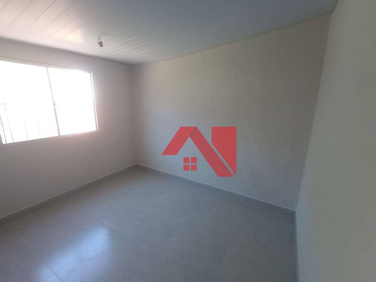 Casa para alugar com 3 quartos, 80m² - Foto 3