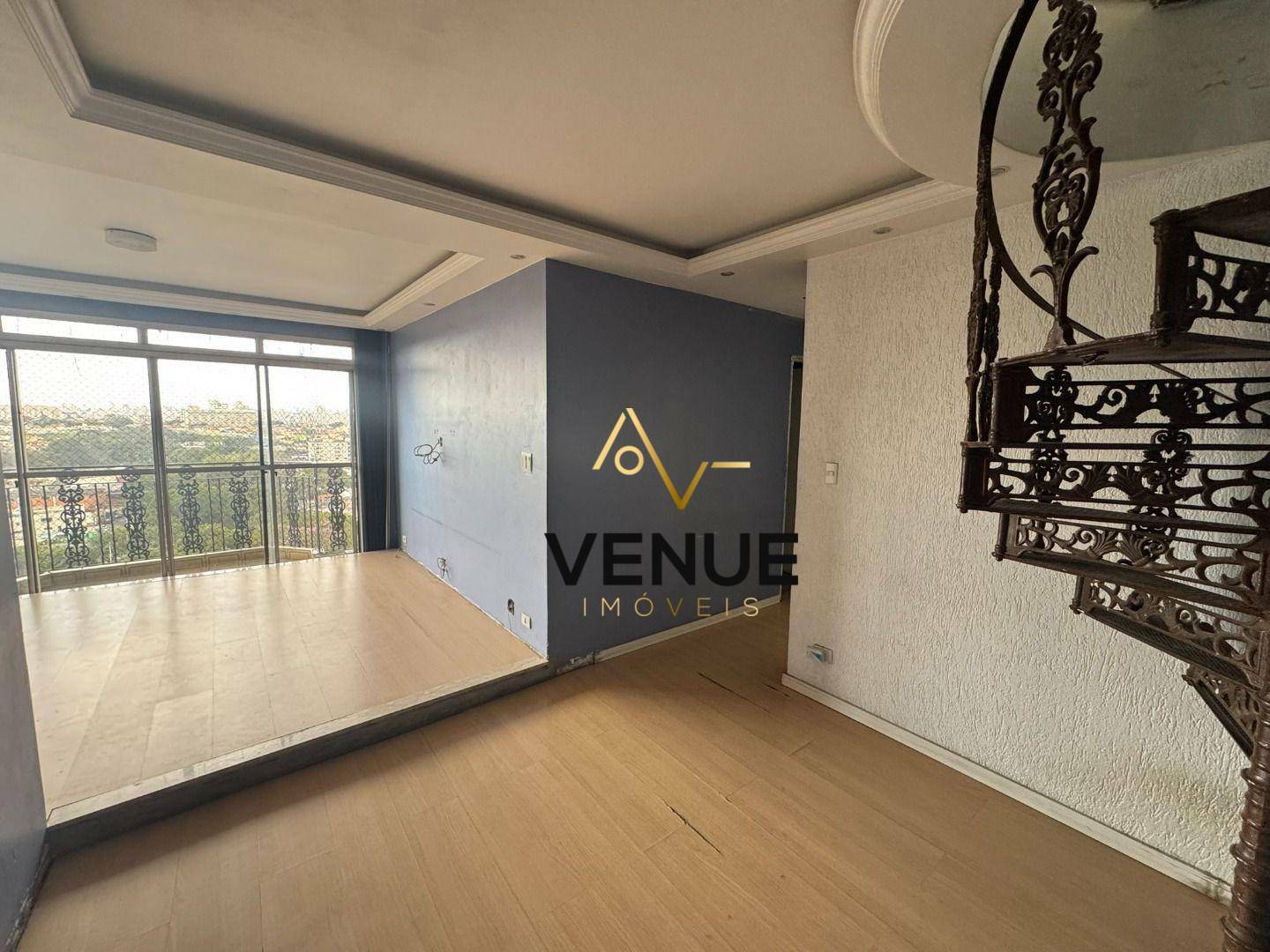 Cobertura à venda com 3 quartos, 139m² - Foto 1