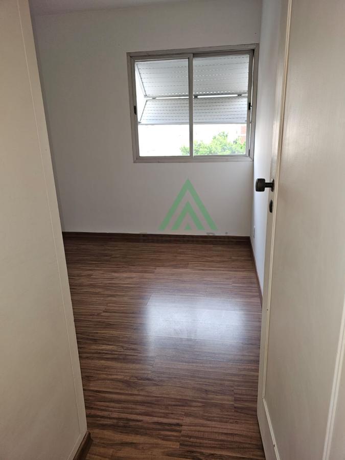 Apartamento à venda com 3 quartos, 81m² - Foto 18