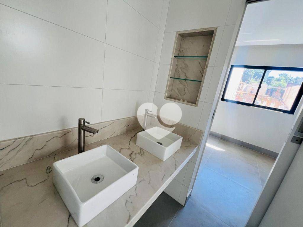 Casa à venda com 3 quartos, 125m² - Foto 11