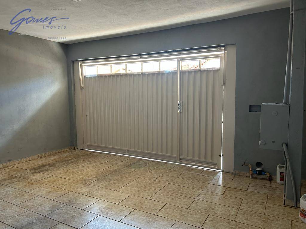 Casa à venda com 2 quartos, 100M2 - Foto 3