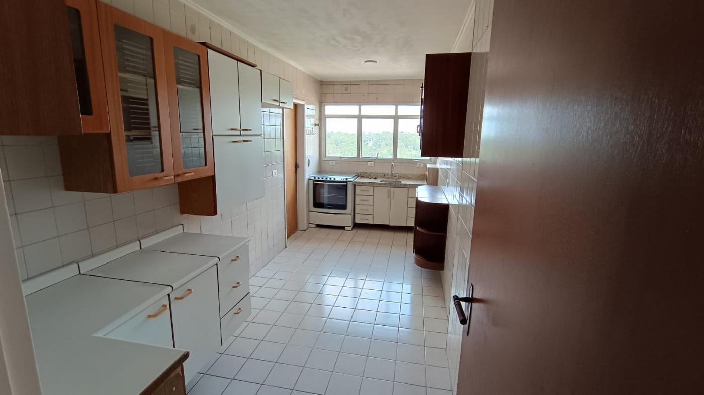 Apartamento à venda com 2 quartos, 73m² - Foto 4