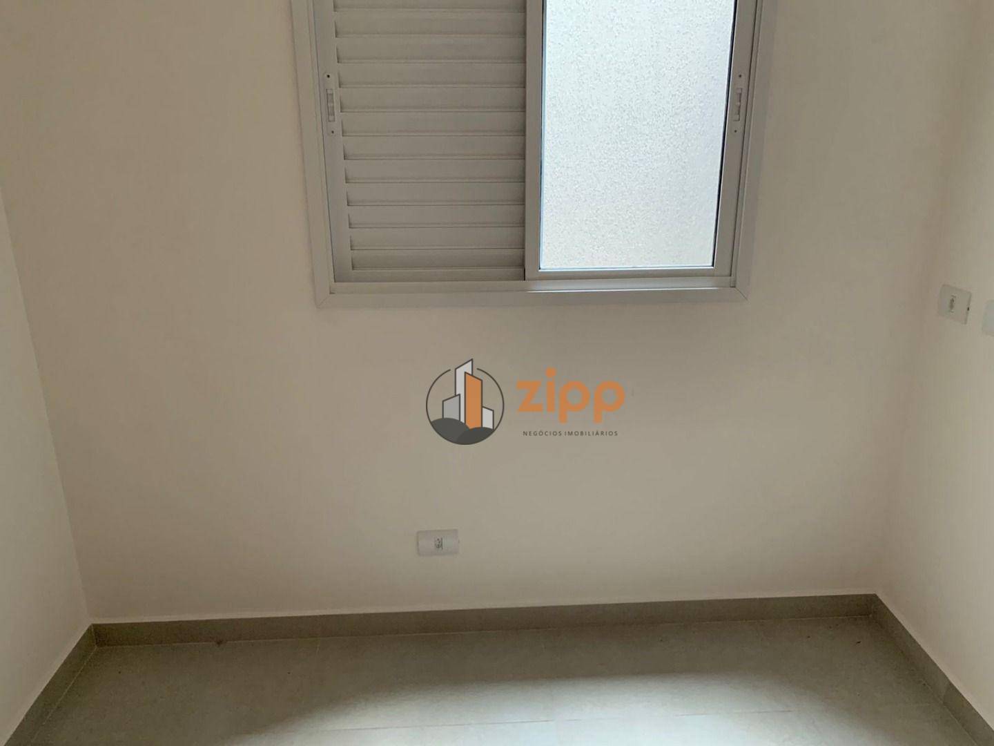 Apartamento à venda com 2 quartos, 39m² - Foto 12