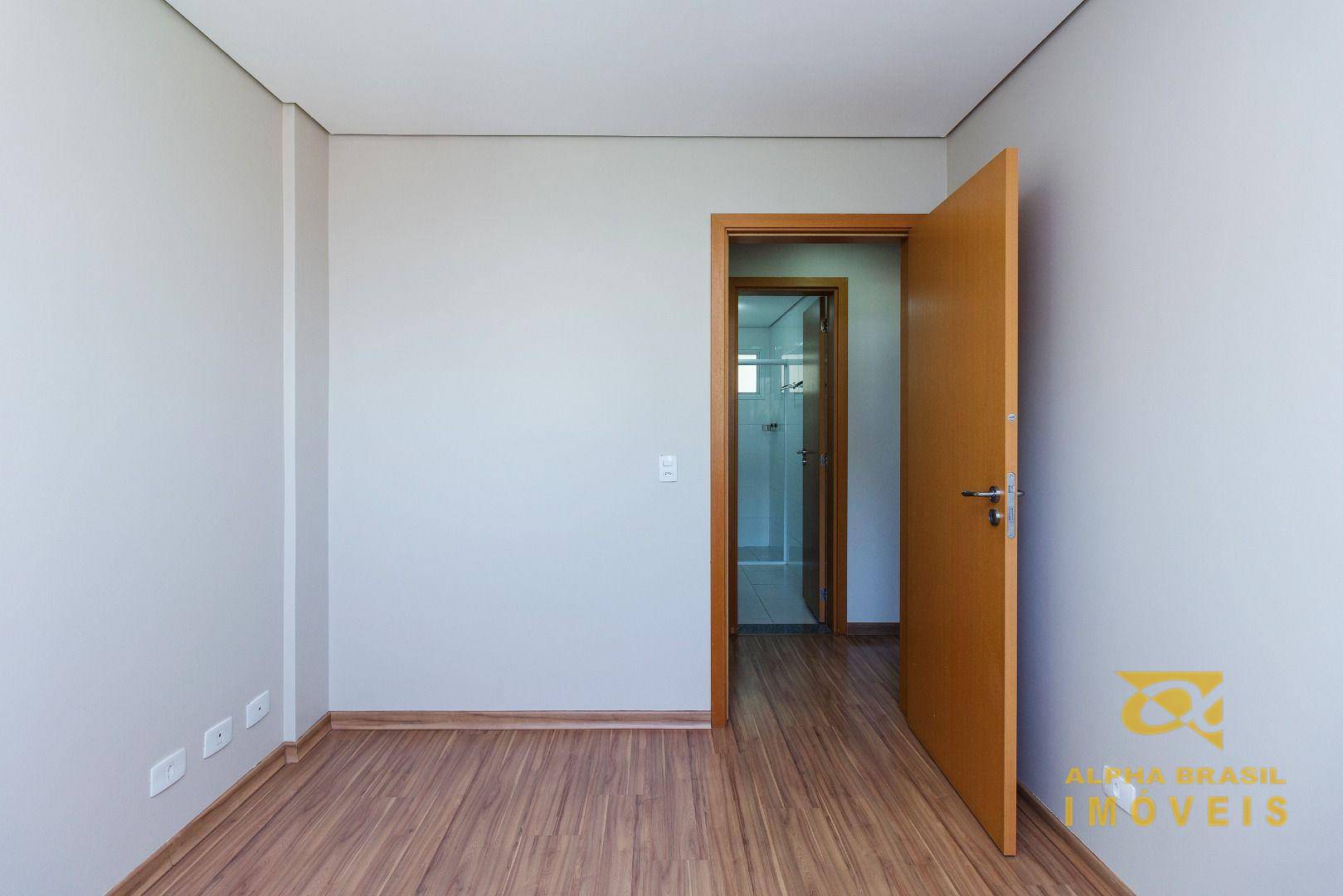 Apartamento à venda com 3 quartos, 95m² - Foto 19