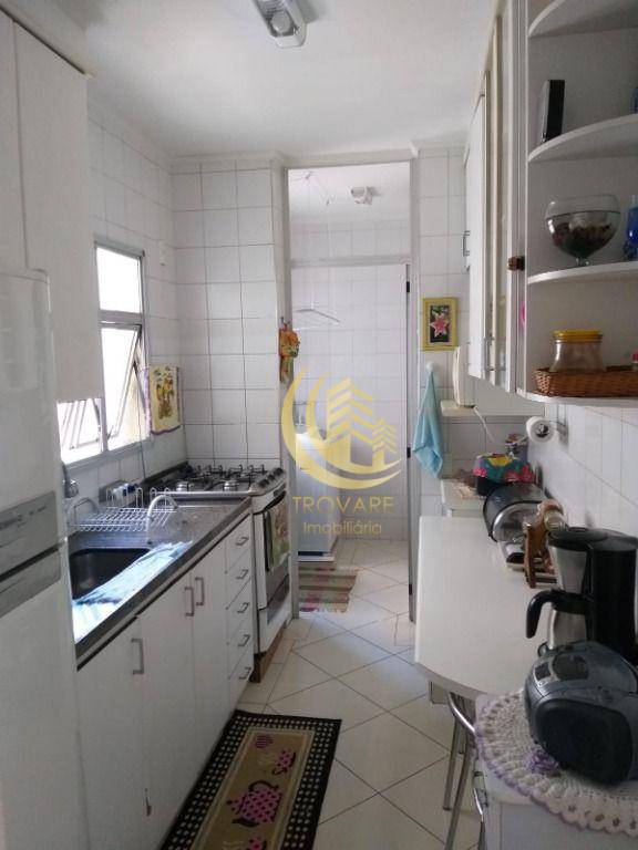 Apartamento à venda com 3 quartos, 74m² - Foto 12