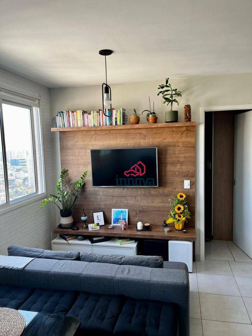 Apartamento à venda com 1 quarto, 34m² - Foto 2