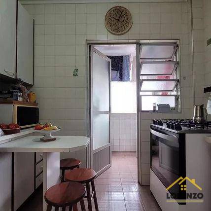 Apartamento à venda com 2 quartos, 64m² - Foto 18