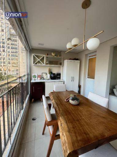 Apartamento à venda com 2 quartos, 70m² - Foto 7