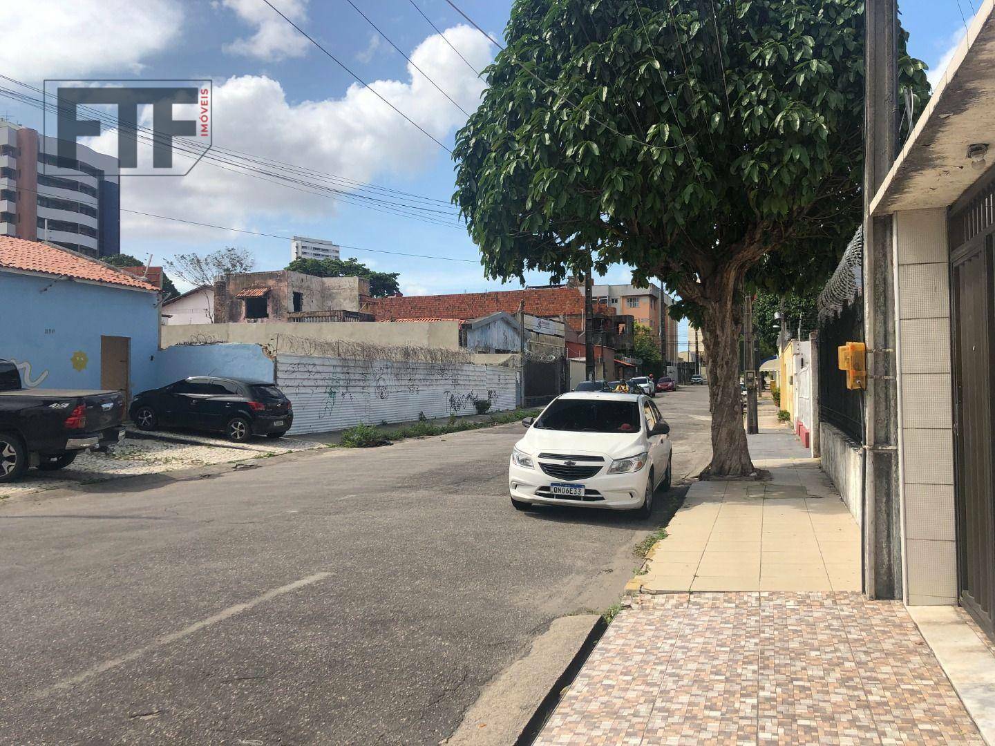 Casa para alugar com 10 quartos, 363m² - Foto 17