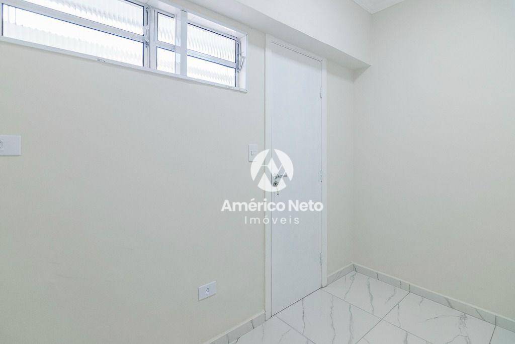 Apartamento para alugar com 4 quartos, 140m² - Foto 29