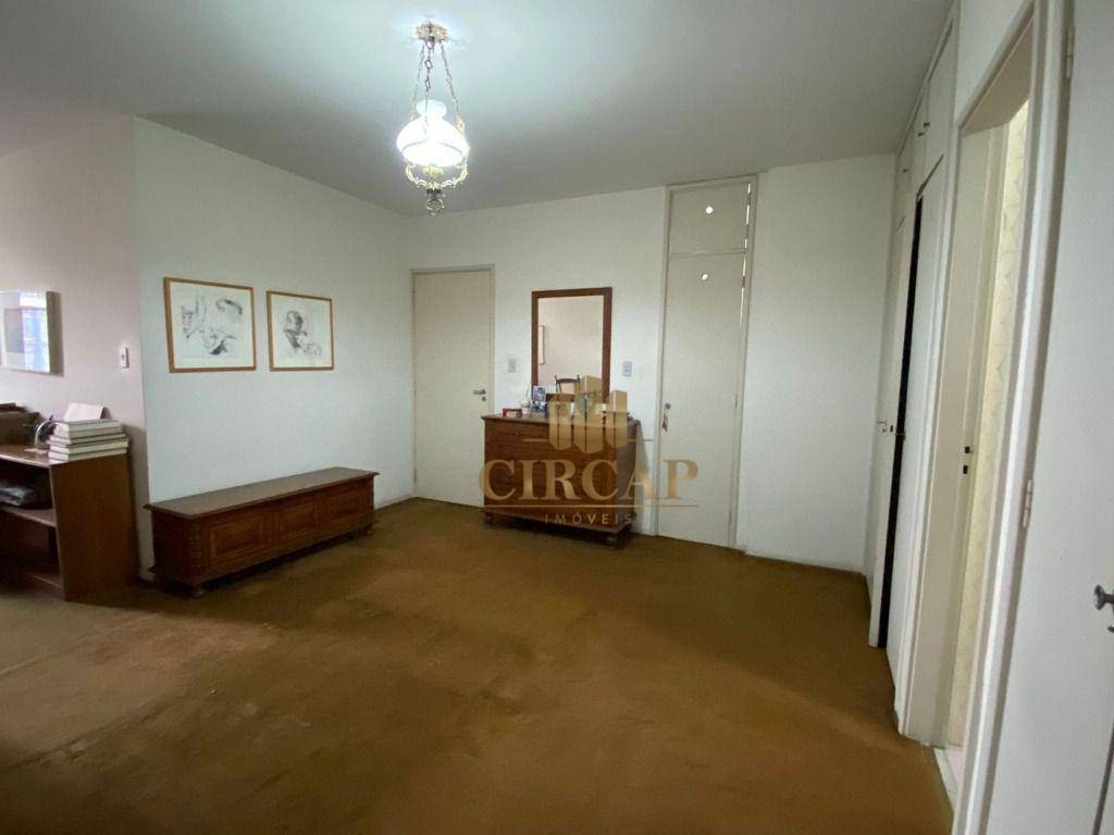 Apartamento à venda com 3 quartos, 160m² - Foto 16