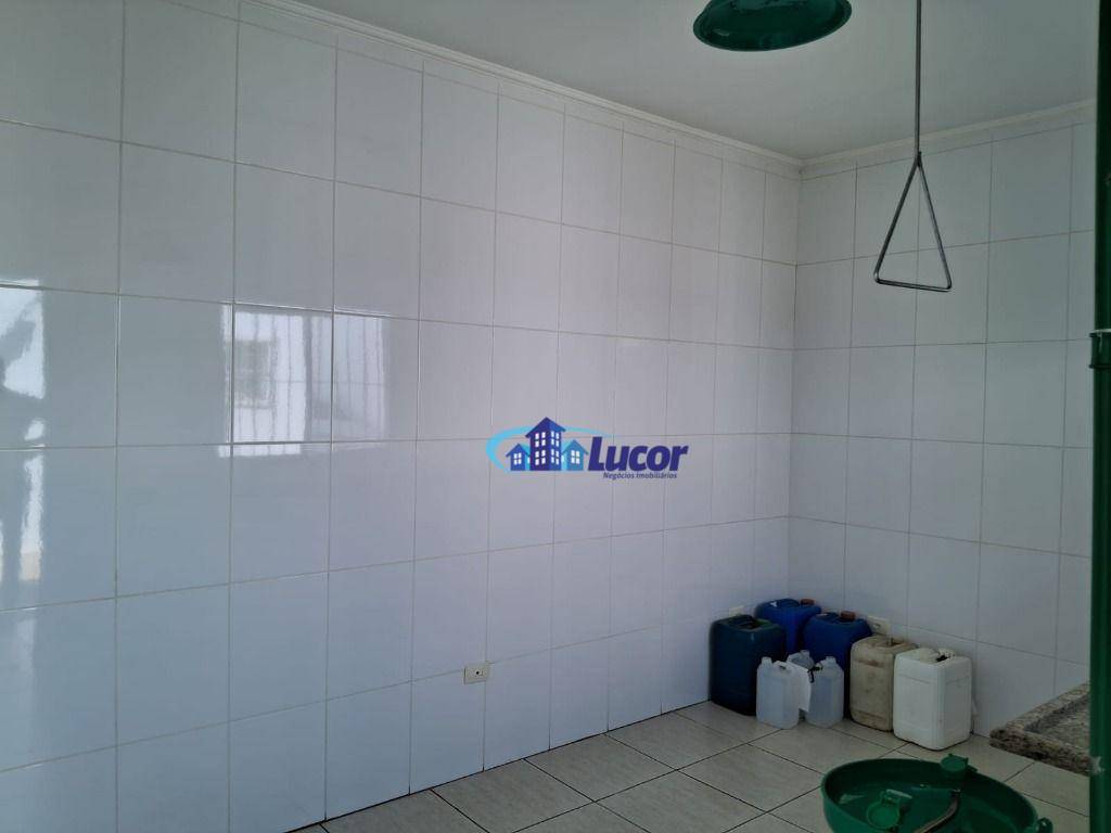 Casa à venda com 3 quartos, 180m² - Foto 31