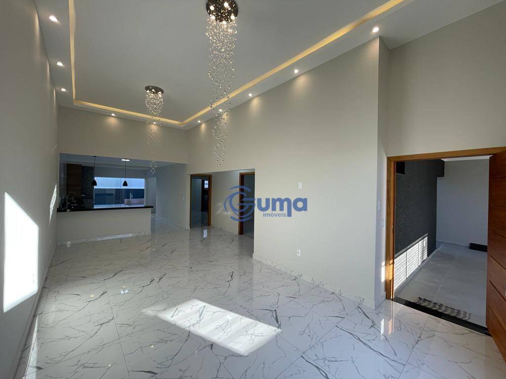 Casa à venda com 3 quartos, 139m² - Foto 1