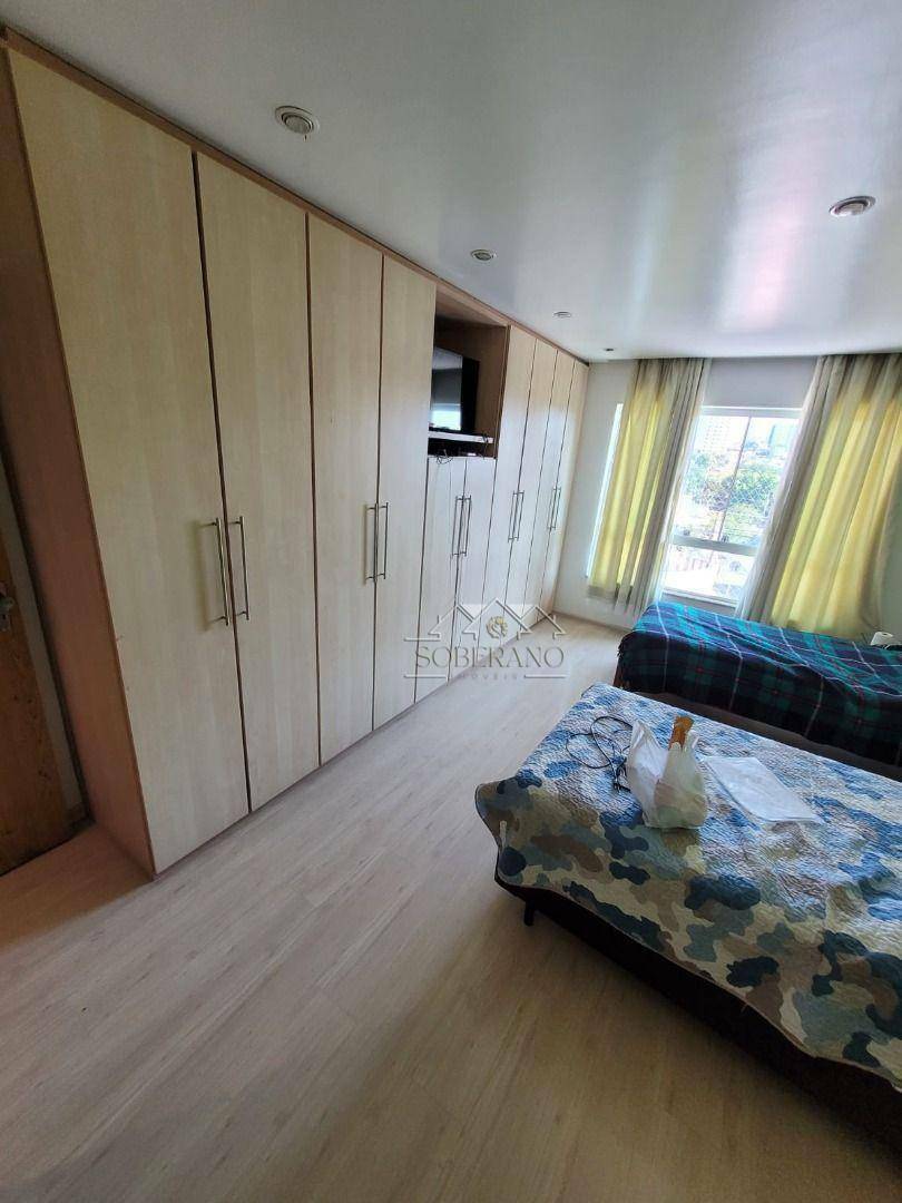 Sobrado à venda com 5 quartos, 330m² - Foto 22