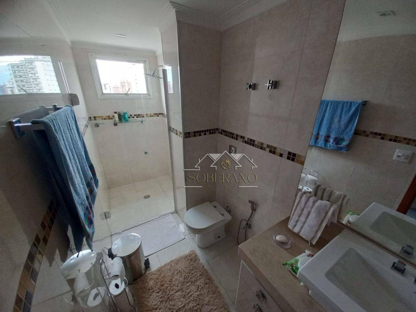 Apartamento à venda com 3 quartos, 198m² - Foto 42