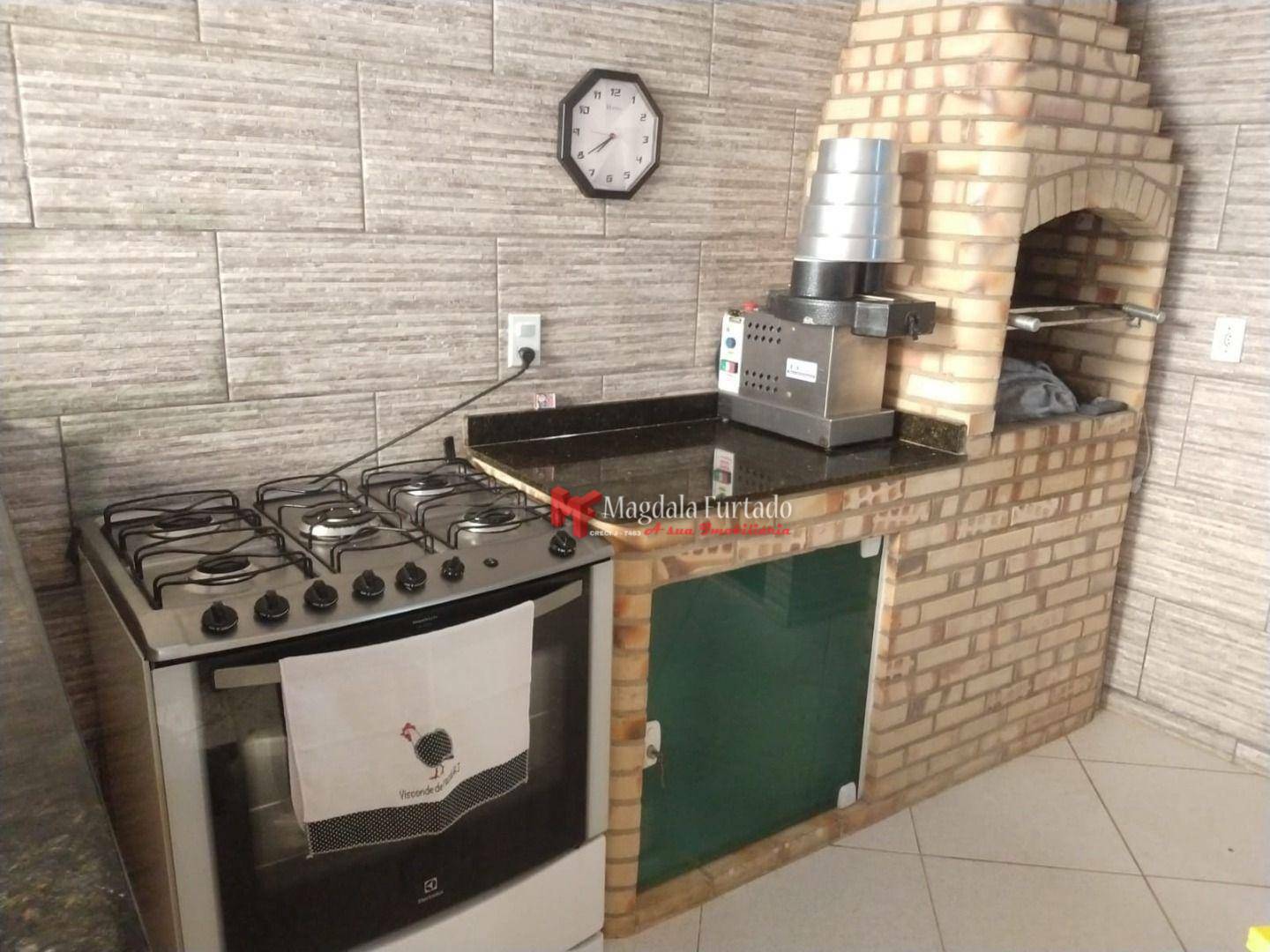 Casa à venda com 2 quartos, 120m² - Foto 4