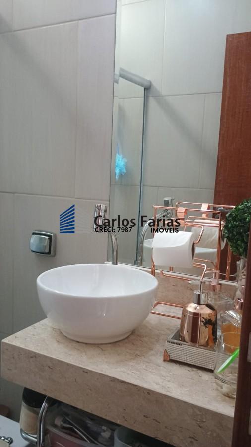 Casa à venda com 5 quartos, 200m² - Foto 29