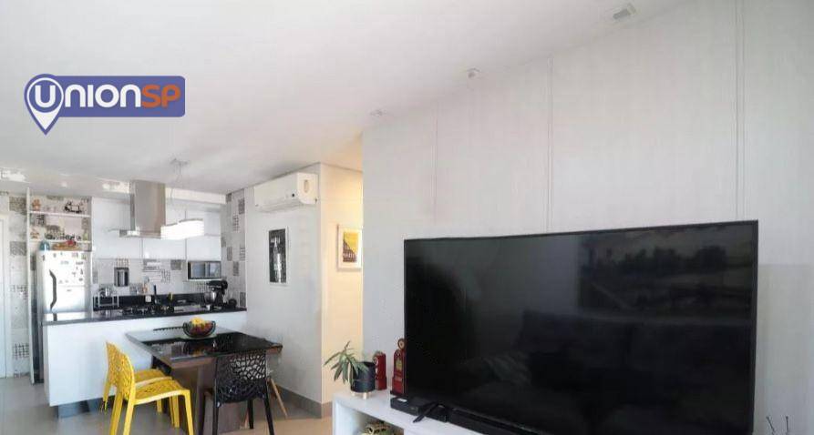 Apartamento à venda com 2 quartos, 79m² - Foto 2