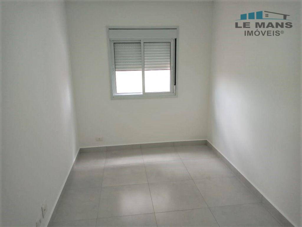 Apartamento à venda com 2 quartos, 66m² - Foto 12