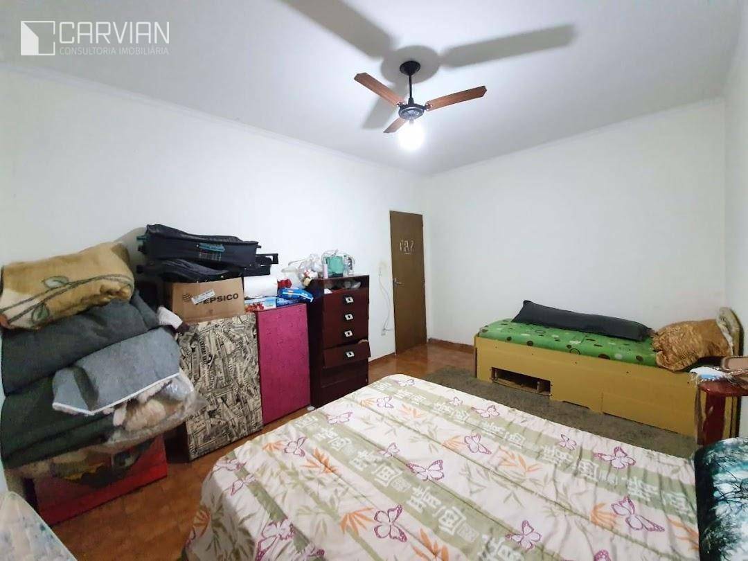 Casa à venda com 4 quartos, 290m² - Foto 8