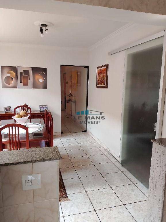 Casa à venda com 3 quartos, 187m² - Foto 17