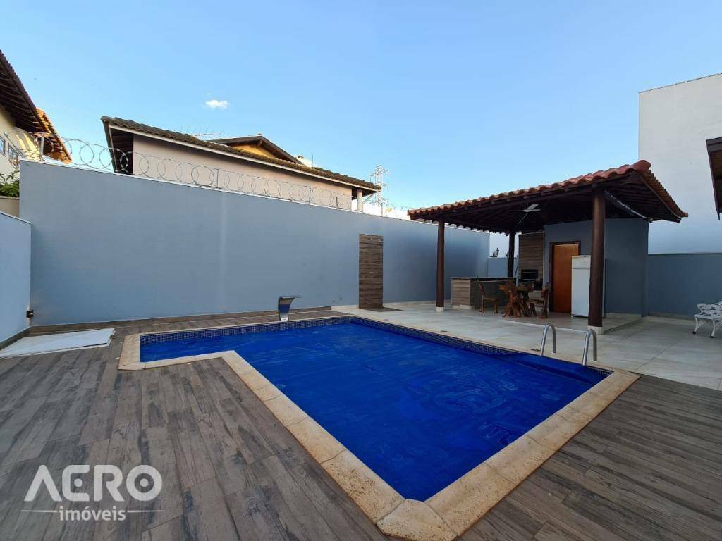 Casa de Condomínio à venda com 4 quartos, 324m² - Foto 11