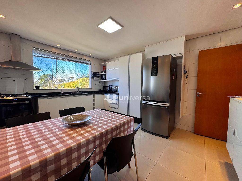 Apartamento à venda com 4 quartos, 208m² - Foto 26
