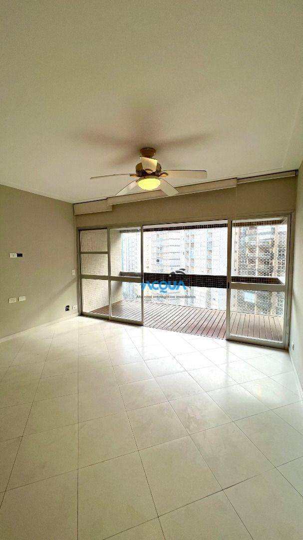 Apartamento à venda com 3 quartos, 120m² - Foto 1