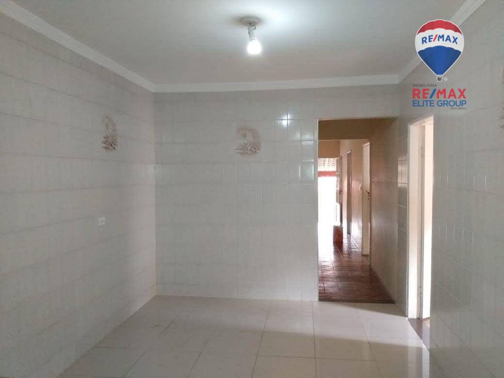 Casa à venda com 3 quartos, 120m² - Foto 10