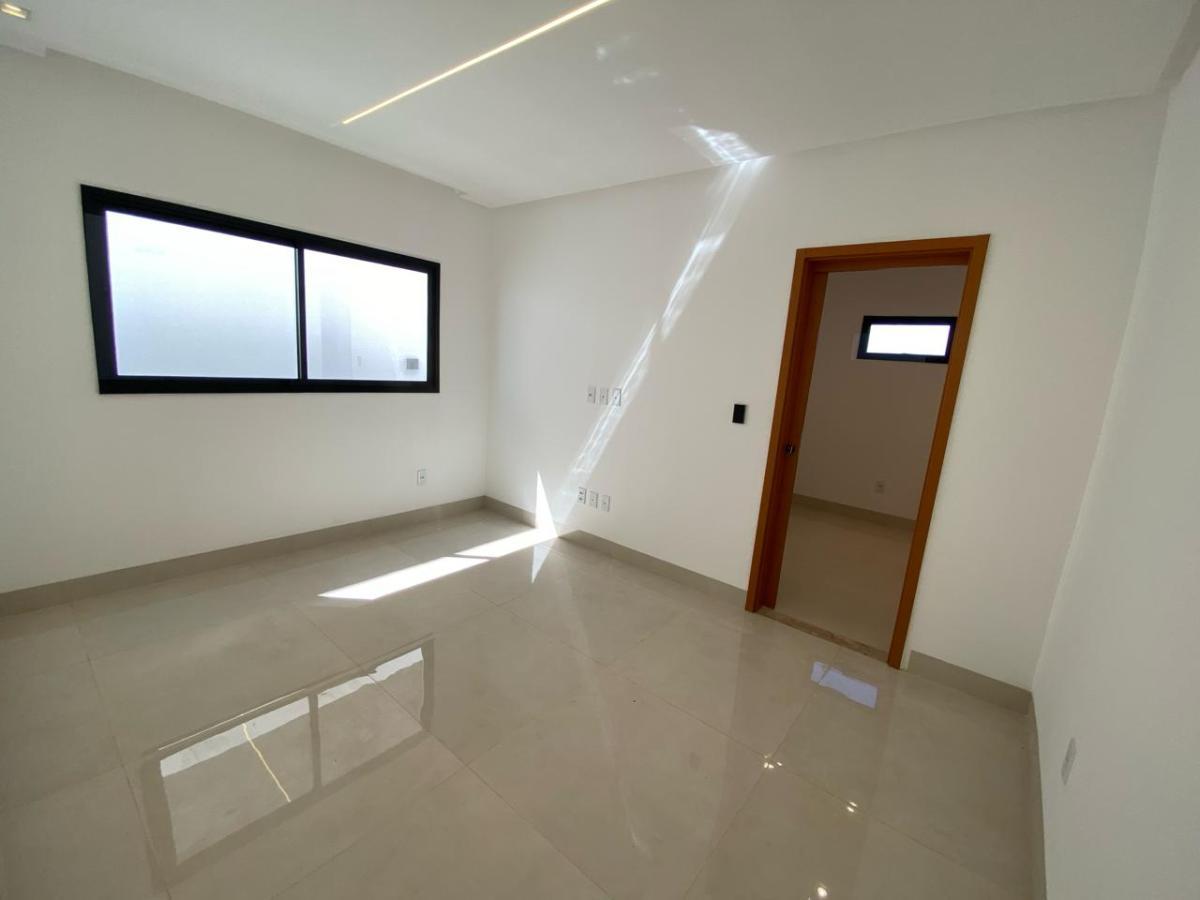 Casa de Condomínio à venda com 3 quartos, 360m² - Foto 14