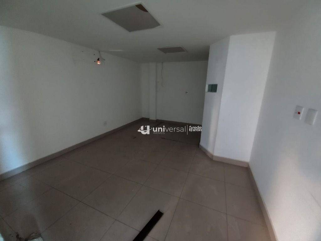 Casa de Condomínio para alugar, 900m² - Foto 24