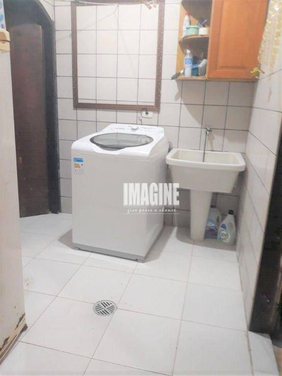 Sobrado à venda com 3 quartos, 330m² - Foto 30