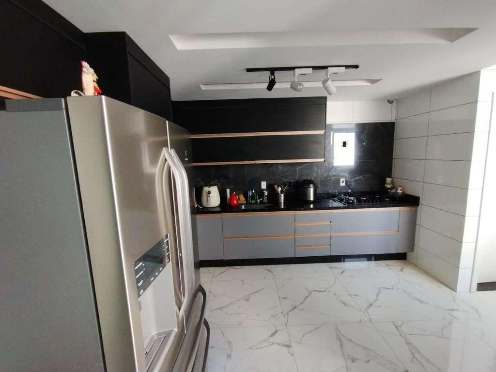 Cobertura à venda com 4 quartos, 420m² - Foto 8