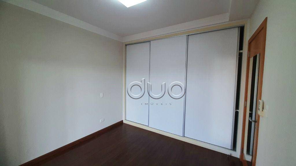 Apartamento para alugar com 3 quartos, 140m² - Foto 26