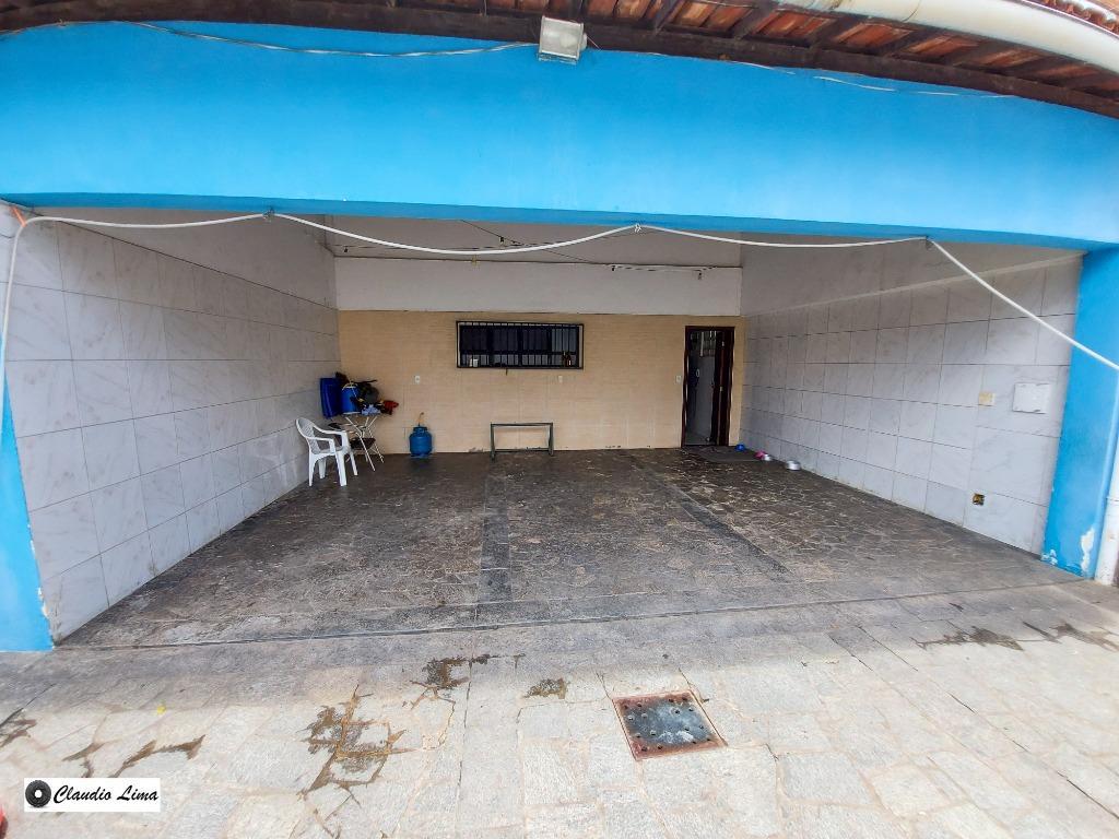 Casa à venda com 9 quartos, 382m² - Foto 51