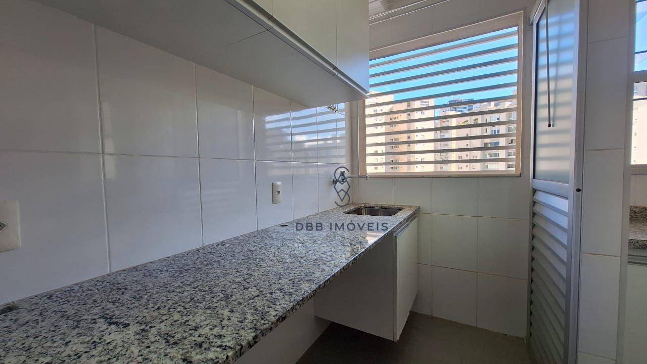 Apartamento para alugar com 3 quartos, 115m² - Foto 29