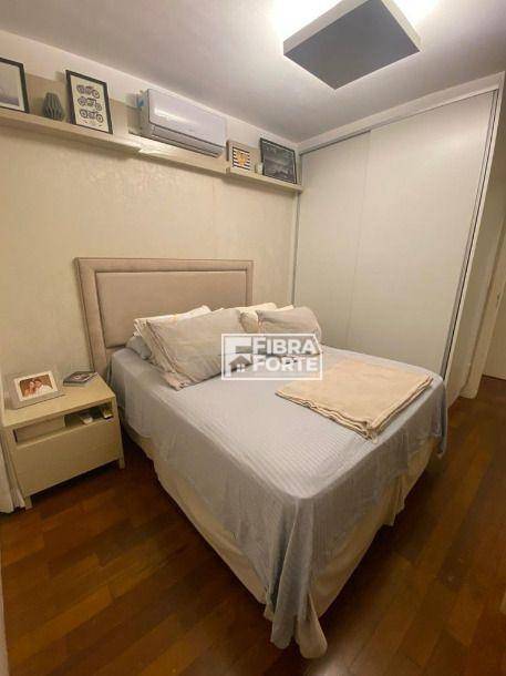 Apartamento à venda com 3 quartos, 98m² - Foto 14