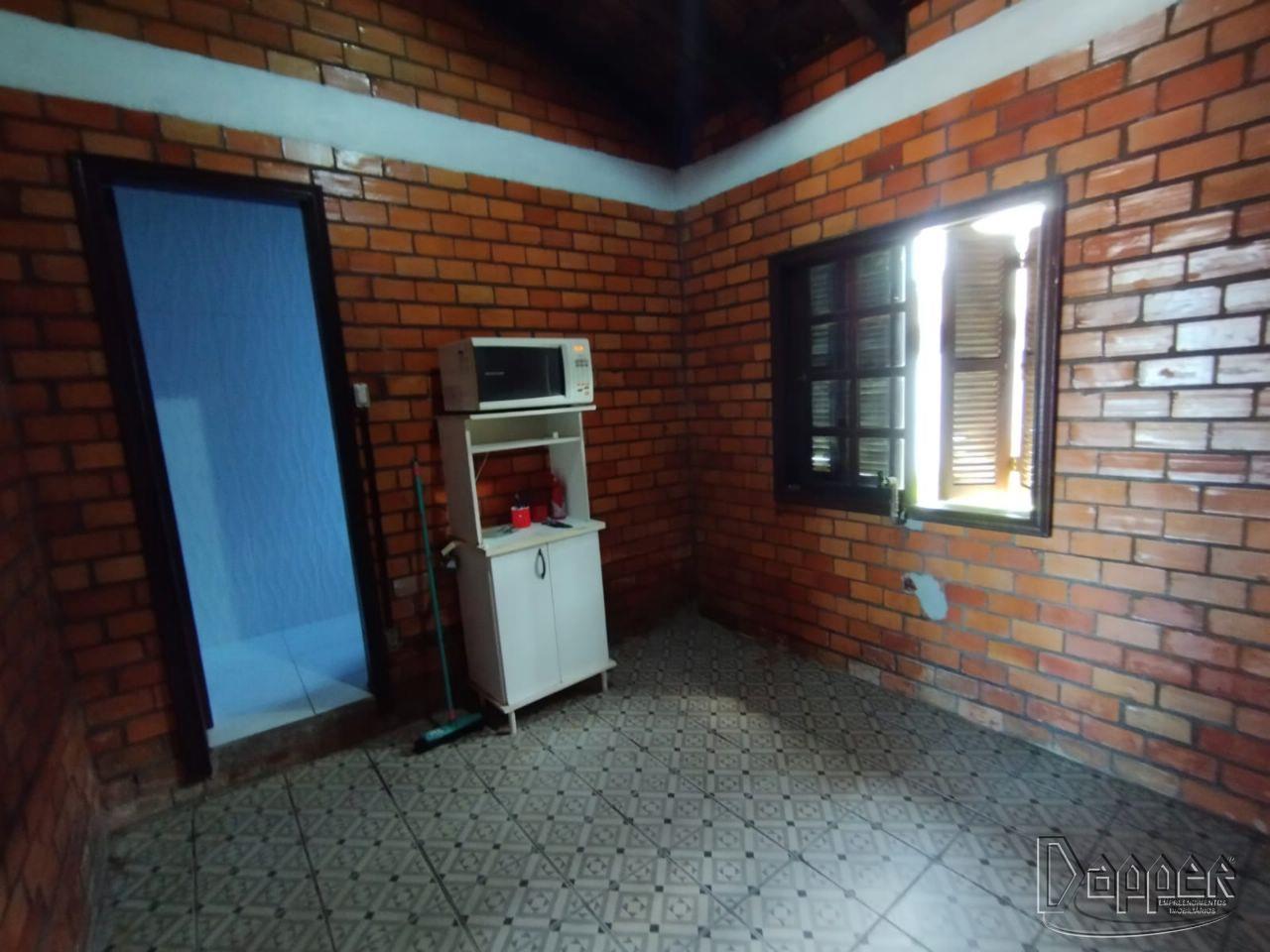 Casa à venda com 2 quartos, 310m² - Foto 14