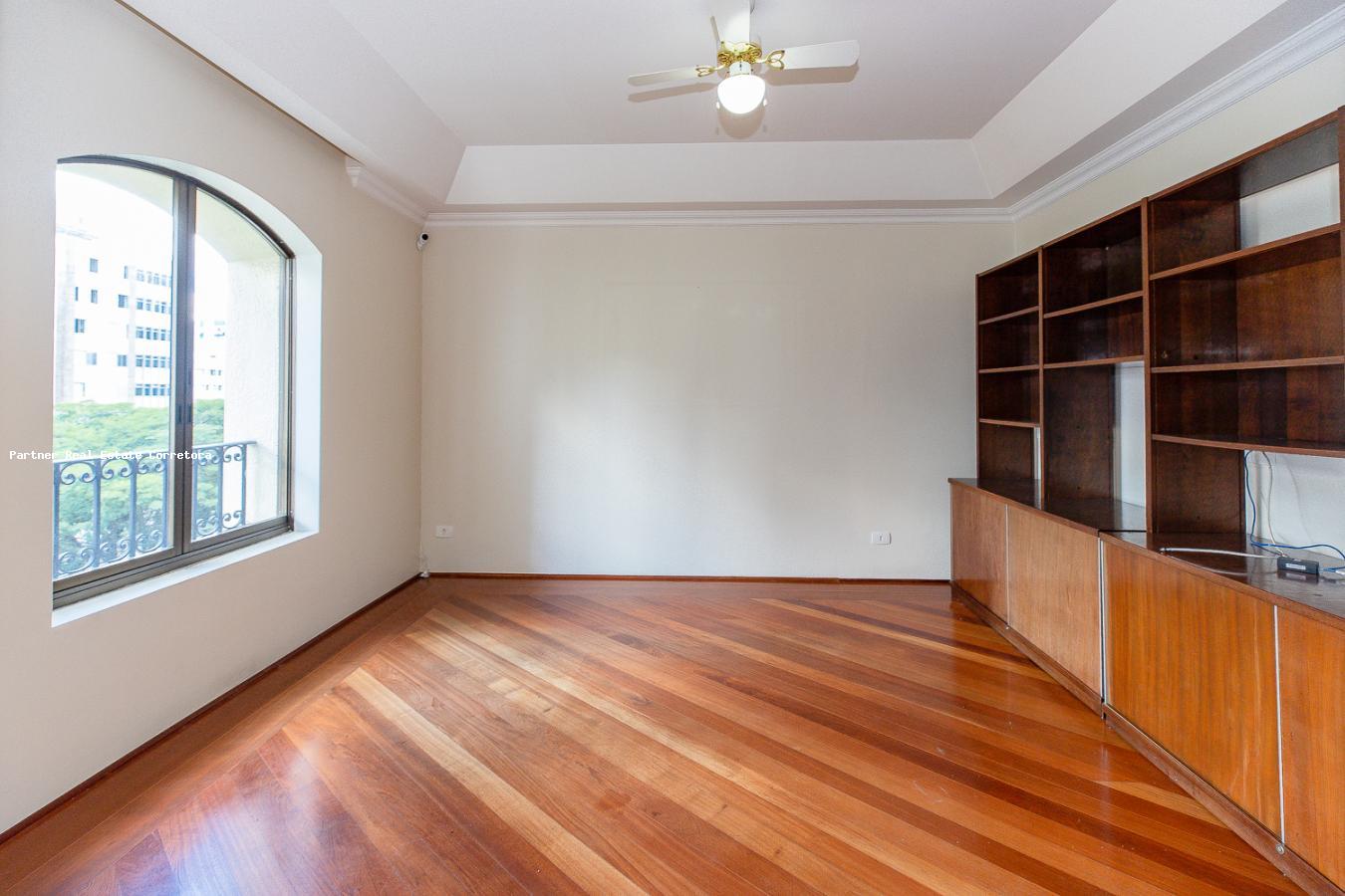 Apartamento à venda com 3 quartos, 203m² - Foto 14