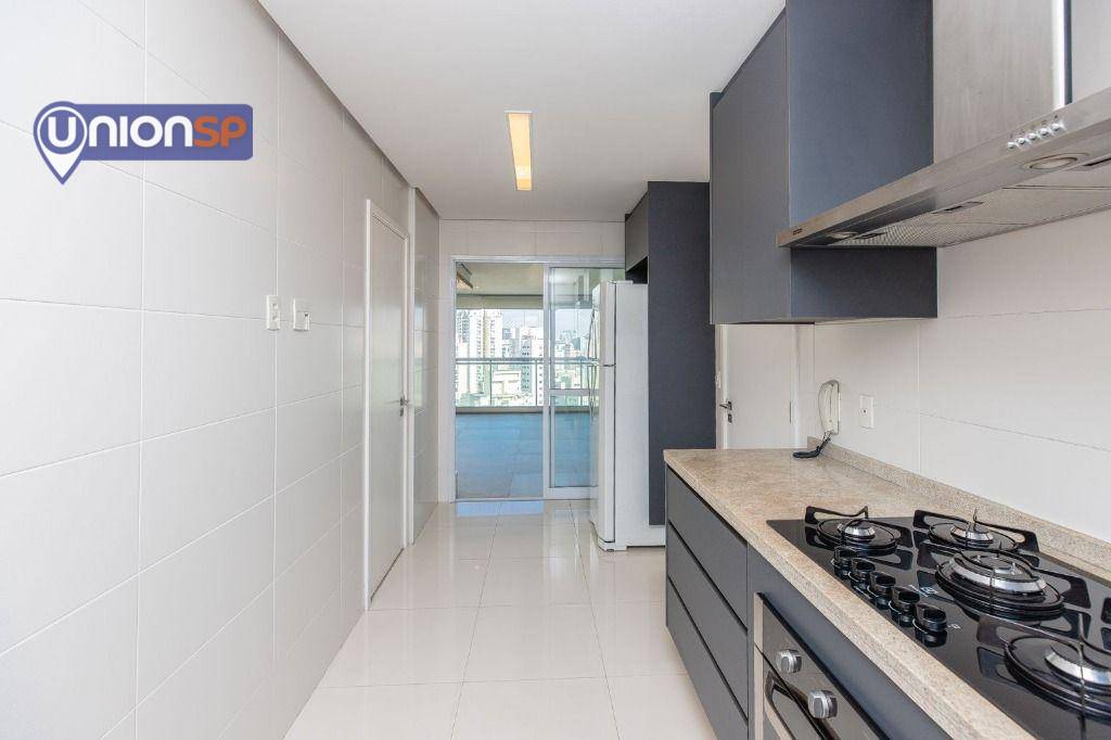 Apartamento à venda com 3 quartos, 157m² - Foto 22