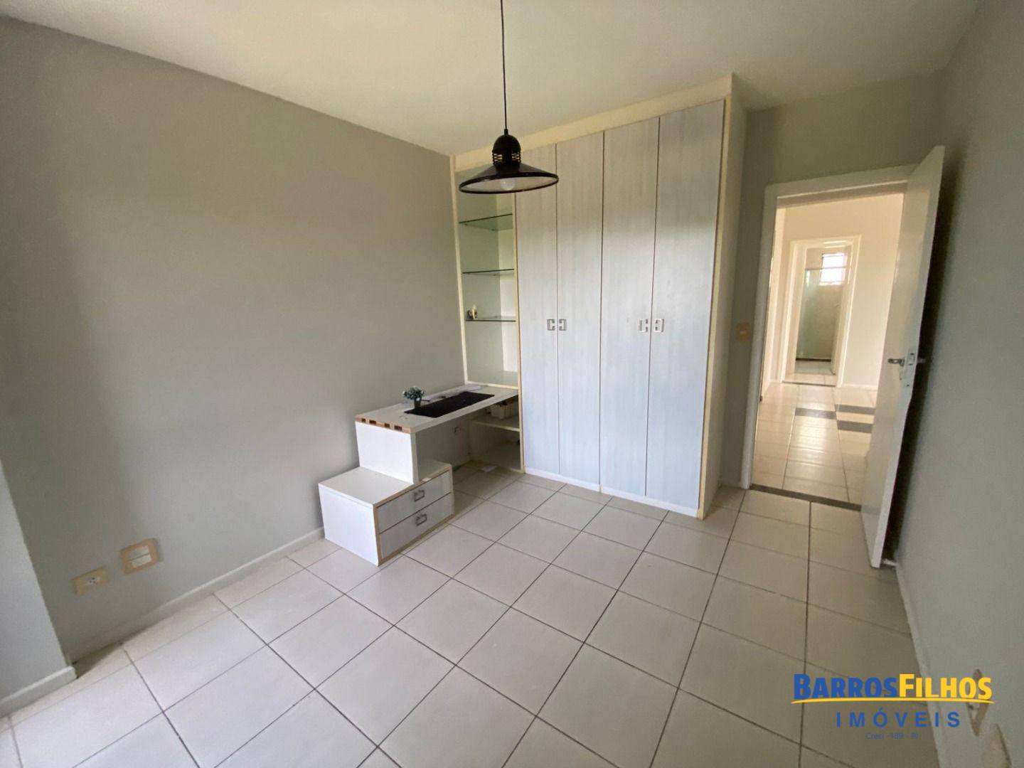 Apartamento para alugar com 3 quartos, 159m² - Foto 3
