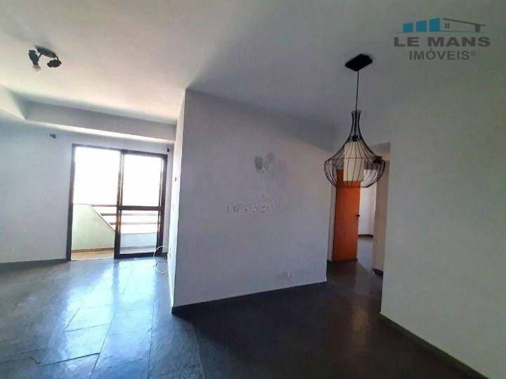 Apartamento à venda com 3 quartos, 203m² - Foto 4